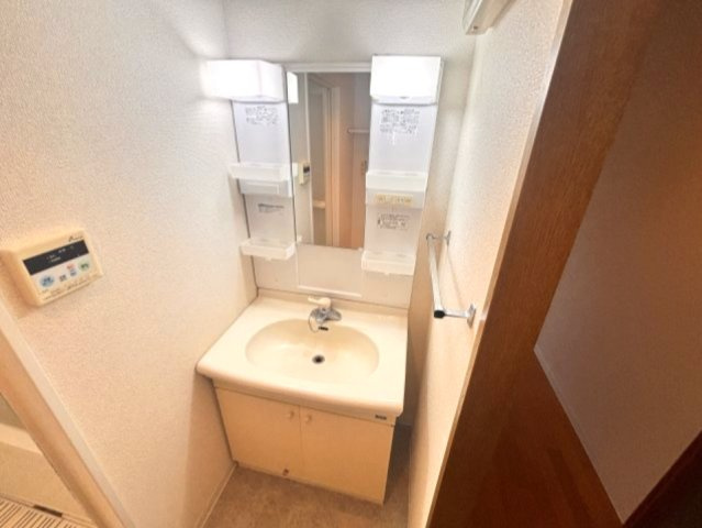 フォリア岡本の独立洗面台