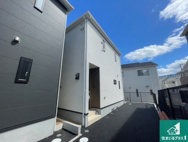 交野市神宮寺　第7期　新築一戸建ての外観|お客様に長く安心して住んでいだだける事にこだわった家づくり！住んでからのアフターサービスにもしっかりと取り組んでいます！