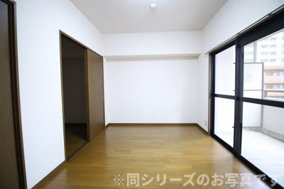 【居間・リビング】 | アリエス姪浜駅南　★プライスホームなら仲介手数料が割引価格です！★