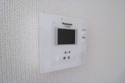 【セキュリティ】 | ファーストキャロベリー | モニター付きインターホン