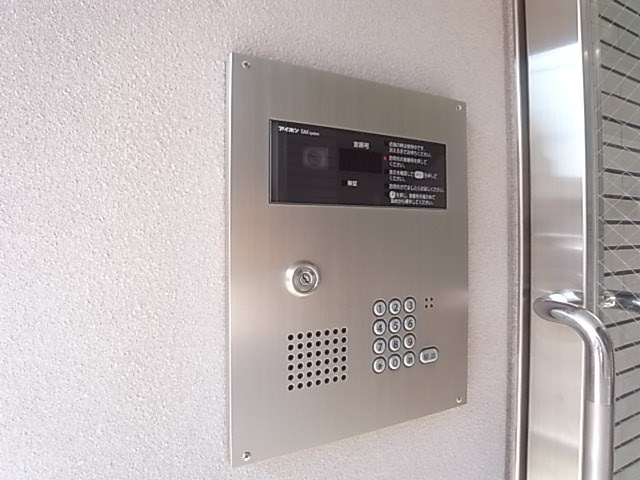 マ メゾン金楽寺の外観