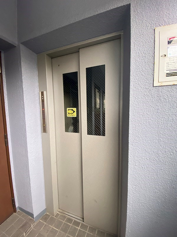 神戸市須磨区月見山本町１丁目の賃貸マンションの外観