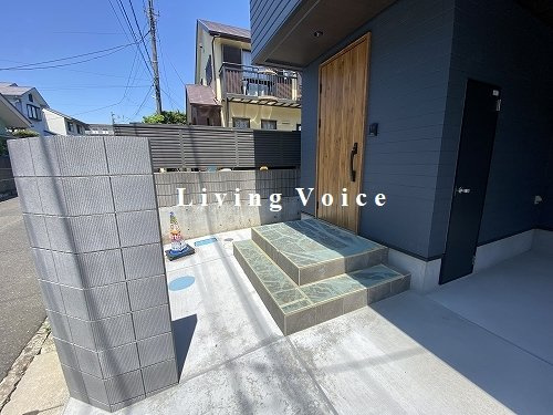 【仲介手数料０円】平塚市花水台　新築一戸建てのエントランス|【仲介手数料０円】平塚市花水台　新築一戸建て