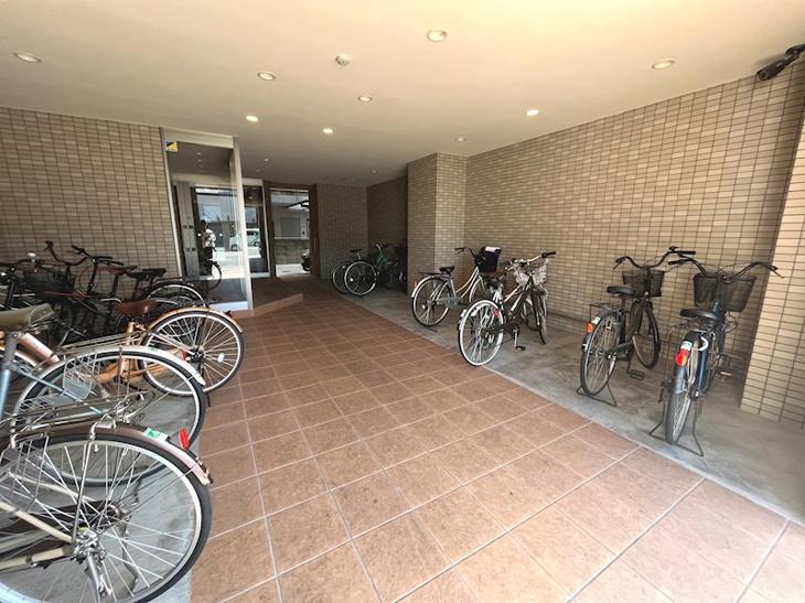 【ロビー】グランフォンテーヌ奉還町 