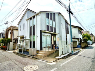 【外観】 | 練馬区大泉学園6丁目　中古戸建 | 北・東角地
閑静な住宅街です