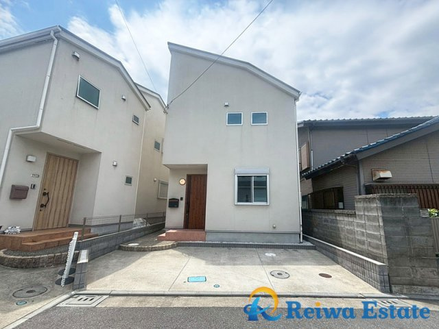 中古戸建　茅ヶ崎市松が丘2丁目の外観|JR東海道線「辻堂」駅・「茅ヶ崎」駅の2駅利用可能！