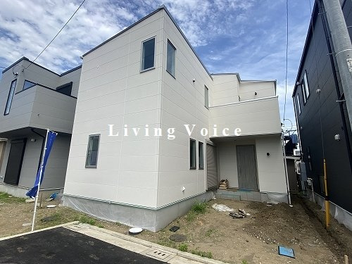 【外観】 | 【仲介手数料０円】茅ヶ崎市松林1丁目2期　新築一戸建て　全7区画 | 5号棟【仲介手数料０円】茅ヶ崎市松林1丁目2期　新築一戸建て　全7区画