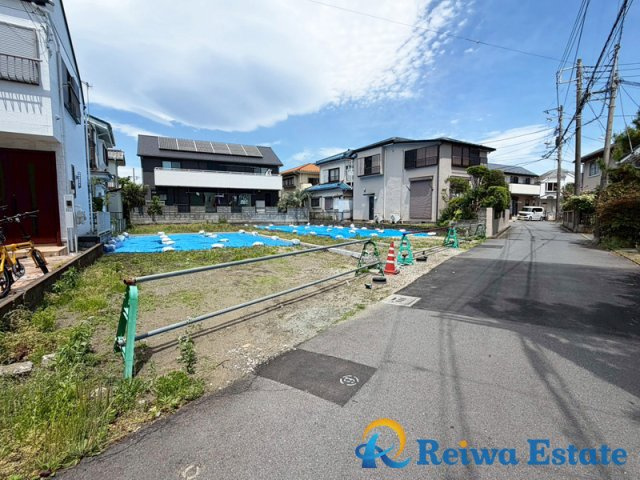 売地　茅ヶ崎市美住町の前面道路含む現地写真