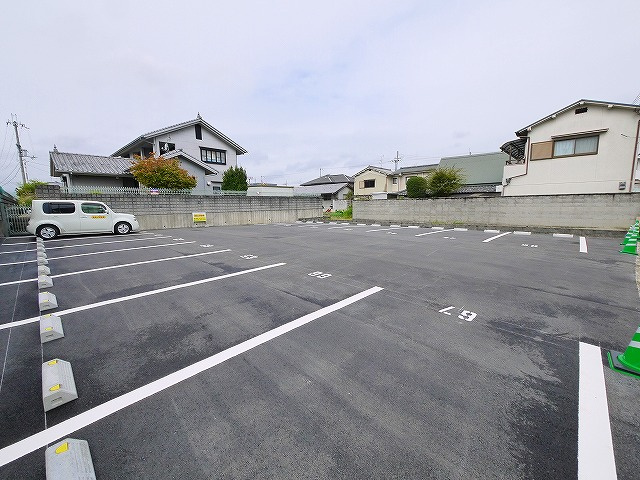 水原モータープール　東の駐車場