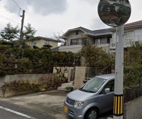 東郷町白鳥３丁目貸家の駐車場