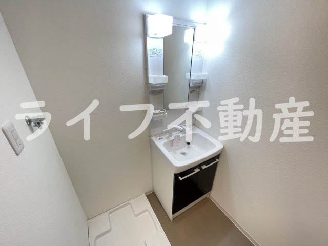 ジーメゾン東大阪寿クラディアの独立洗面台|独立洗面化粧台が付いています