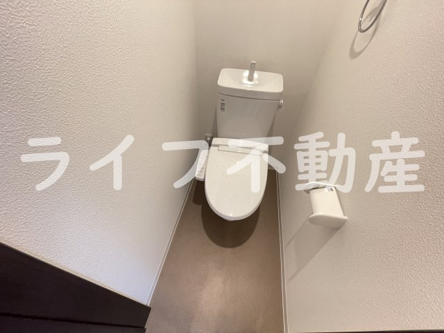 ジーメゾン東大阪寿クラディアのトイレ|清潔感のあるトイレです