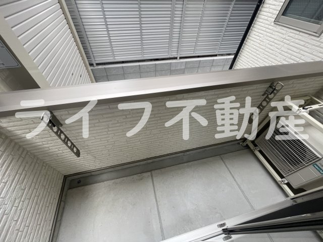 ジーメゾン東大阪寿クラディアのバルコニー|バルコニーがあります
