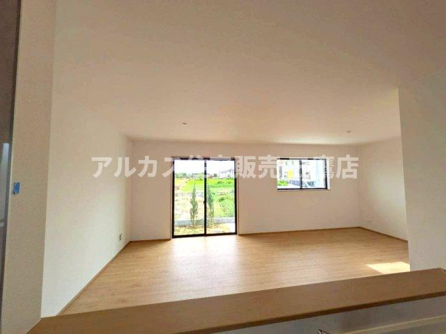 中央線 国立駅 25分 新築戸建 国分寺市高木町1丁目の居間・リビング