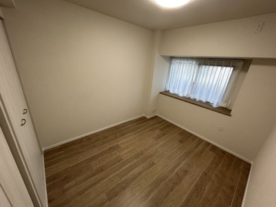 【洋室】 | ライオンズマンション平野町リバーステージ | 個人の部屋や寝室として使える洋室です