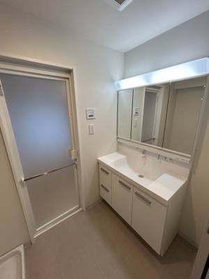 【独立洗面台】 | ライオンズマンション平野町リバーステージ | 洗面台新規交換済み