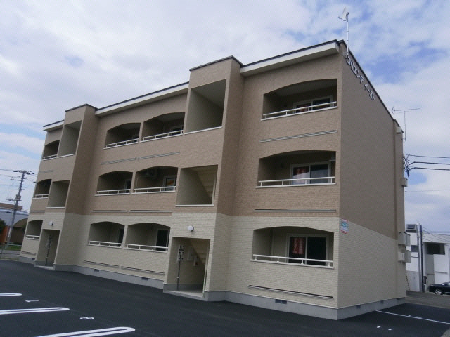 コリエンテイースト