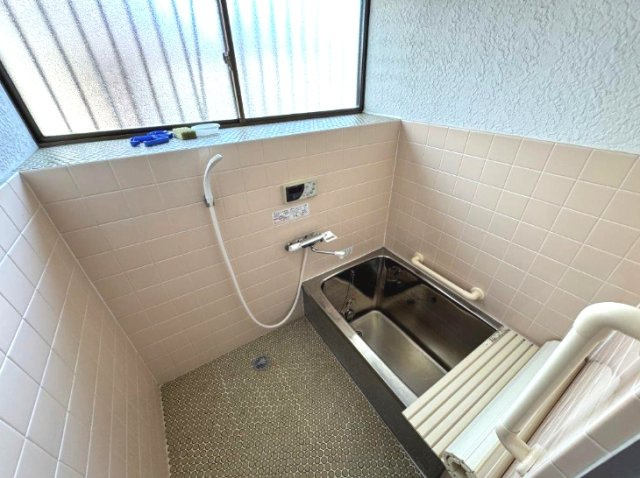 大網白里市南今泉　平屋中古戸建の浴室|敷地約60坪　４DK平屋平成元年築   白子海岸まで車約5分  