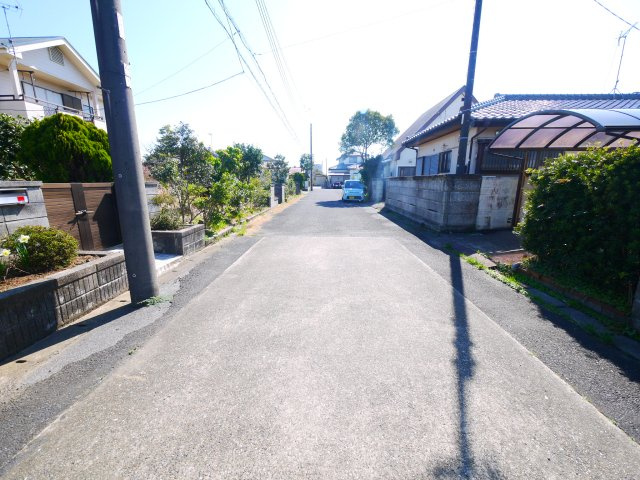 大網白里市南今泉　平屋中古戸建の前面道路含む現地写真|敷地約60坪　４DK平屋平成元年築   白子海岸まで車約5分  