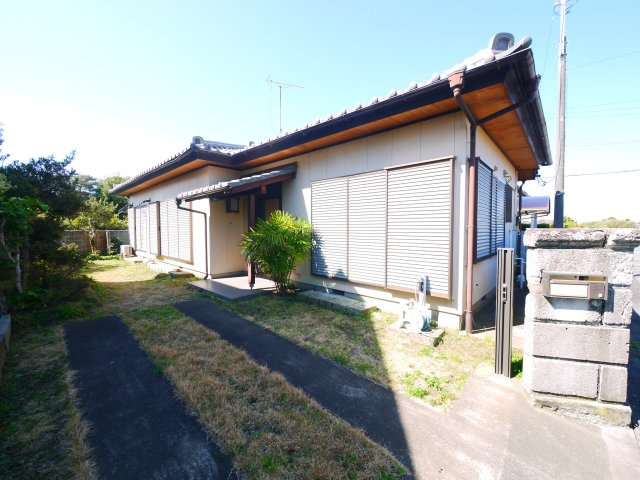 大網白里市南今泉　平屋中古戸建の庭|敷地約60坪　４DK平屋平成元年築   白子海岸まで車約5分  
