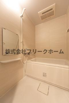 三鷹市下連雀３丁目の賃貸マンションの浴室