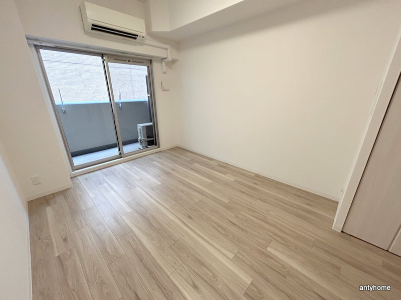 プレサンス立売堀パークシティ 仲介手数料無料の居間・リビング