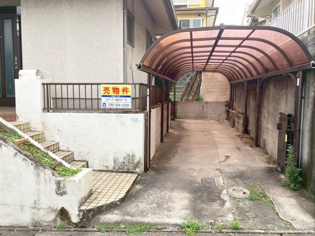 福岡市東区香椎5丁目　中古戸建の駐車場|駐車場は縦列2台可能です！