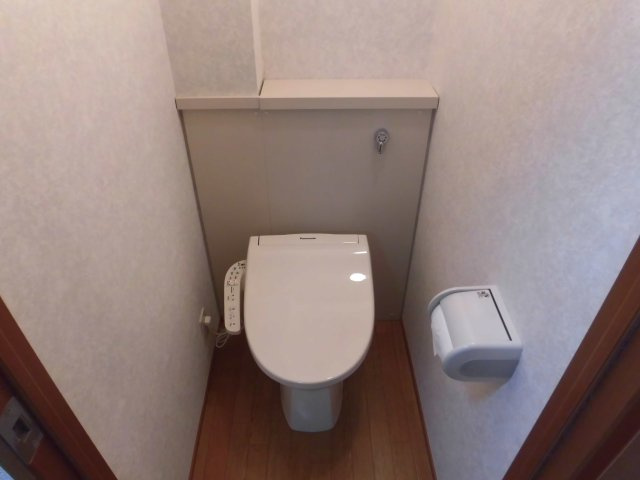 レトアリガーロイヤルAのトイレ