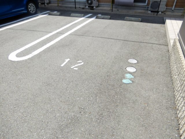 ソフィアコートの駐車場