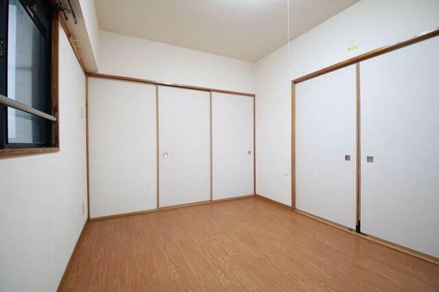 セントラルみのりハイツの寝室