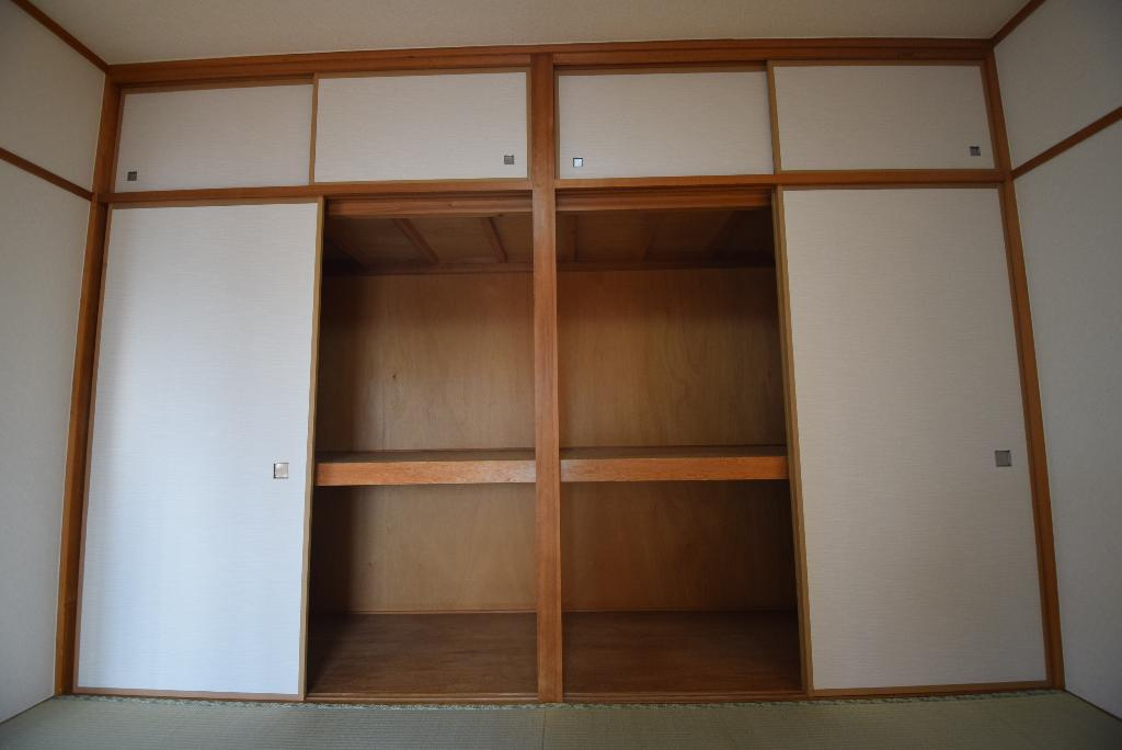 セントラルみのりハイツの収納