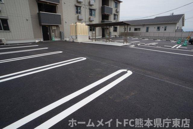 コートドール7 の駐車場