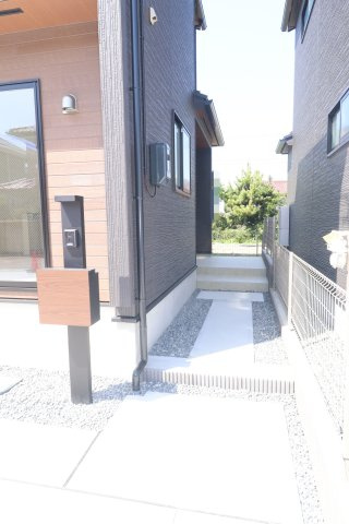 郡山市久留米2丁目　　　　2号棟　　　桜小学校、郡山第３中学区の玄関