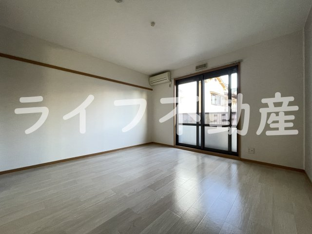 リバーサイド・ルーチェBの洋室|使い勝手のいい洋室です