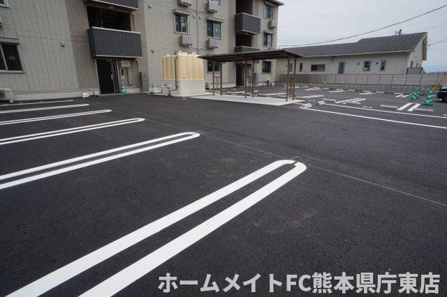 コートドール7 の駐車場