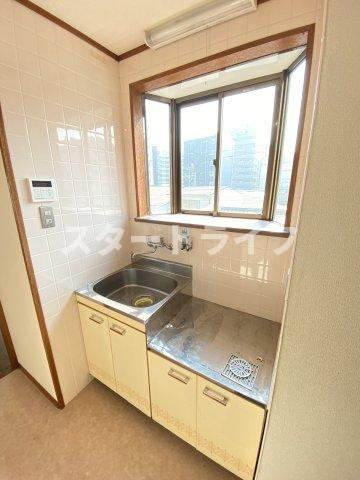 大阪市淀川区東三国４丁目の賃貸マンションのキッチン