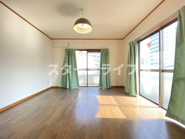 大阪市淀川区東三国４丁目の賃貸マンションの寝室