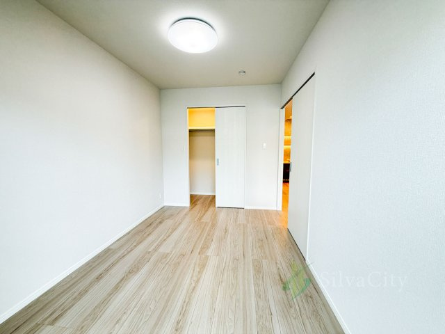 日商岩井大岡山第2マンションB棟の洋室