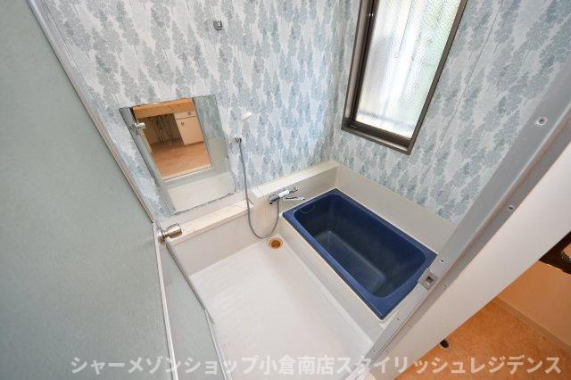 妙見町4番11号貸家の浴室