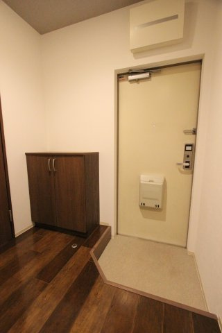 エメラルドノービレⅠの玄関