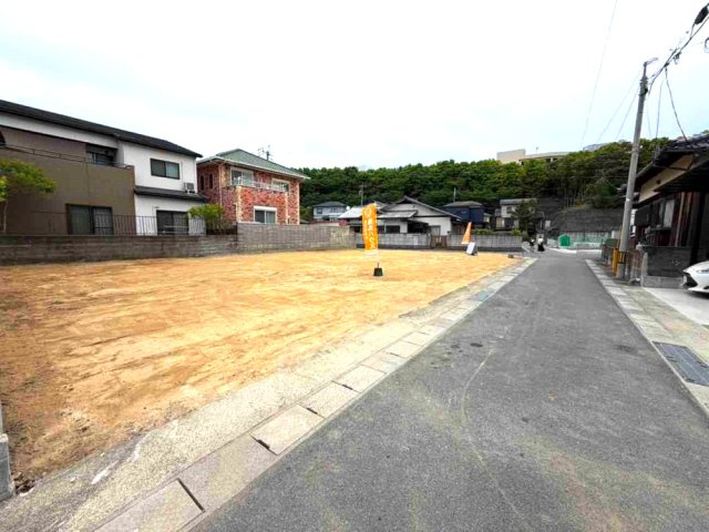 頃末南二丁目（3期）の前面道路含む現地写真