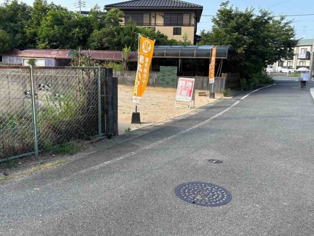 中曽根東二丁目の前面道路含む現地写真|現地（2026年7月21日）撮影