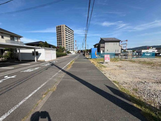 上葛原一丁目（2期）の前面道路含む現地写真|現地（2026年8月20日）撮影