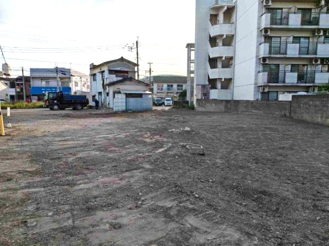 神岳二丁目の前面道路含む現地写真