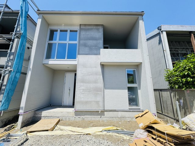 SMART FAMILY BASE — 辻堂東海岸、賢く湘南に住む家