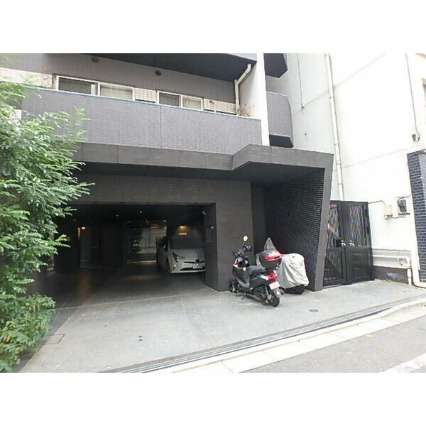 ＡＸＡＳ上野北のエントランス