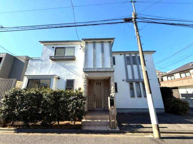 杉並区桃井1丁目　専用パティオ　角地に佇むゆとりの邸