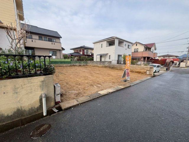 鷹見台一丁目の前面道路含む現地写真|現地（2026年4月8日）撮影