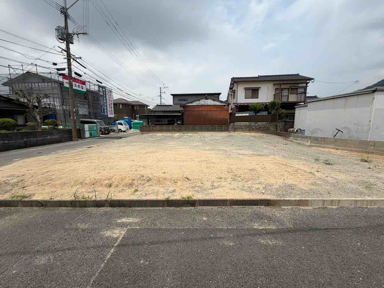 湯川新町一丁目（9期）の前面道路含む現地写真