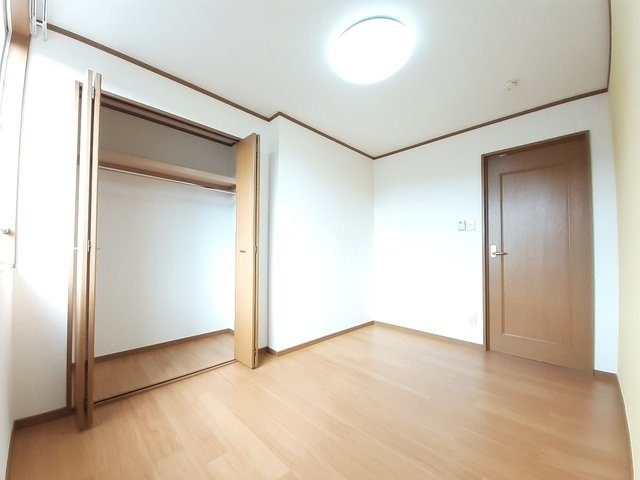 プラムール　Ⅱ番館の収納|ちょっとした収納スペースも充実しています